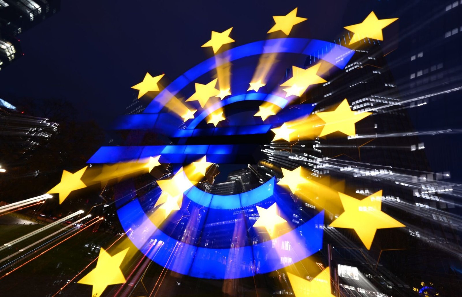 European Investment Bank to Provide CZK 8.2 Billion Loan to ČSOB for Enhanced Corporate Financing
