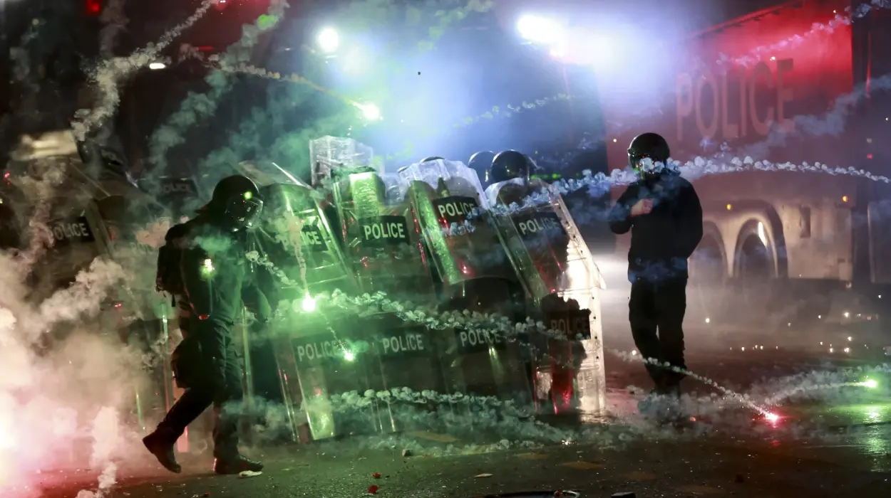 Georgia Suspends EU Talks, Triggering Mass Protests and Arrests