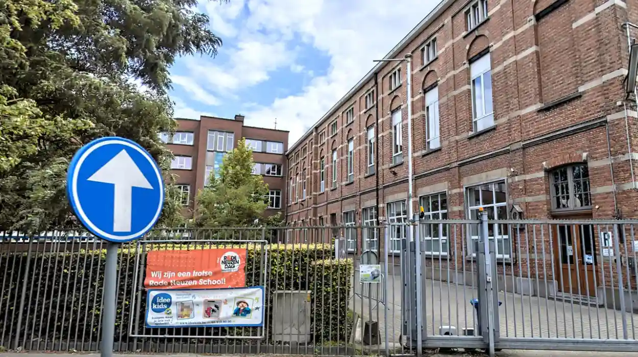 Gun Incident in Sint-Niklaas: Student Arrested Amid Growing Safety Concerns