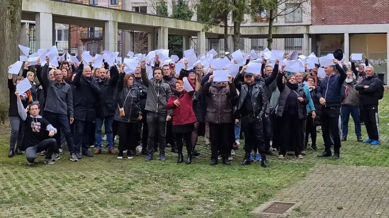 Hasselt Teachers, Led by Caroline Defraine, Garner 5,000 Signatures Opposing Project