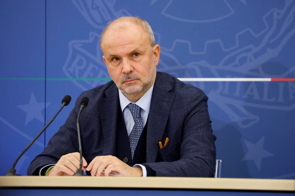Meloni’s Bluff: Italy Quietly Reverts to Austerity as EU Debt Rules Squeeze Health Budget