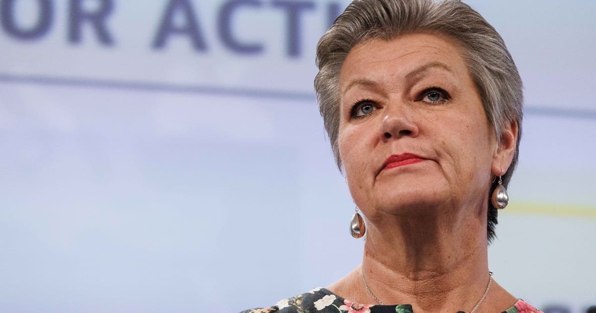 Outgoing EU Migration Chief Questions President’s Migrant Returns Plan