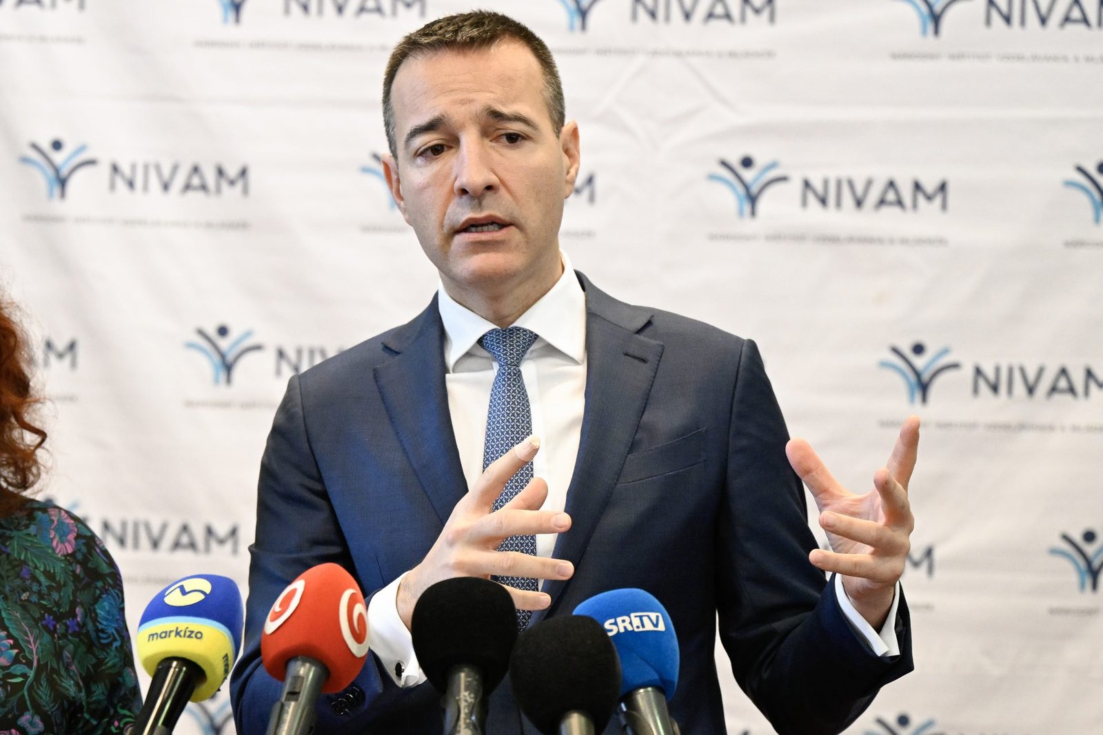 Printer: EU Rejects Regulation of Mobile Phones in Schools