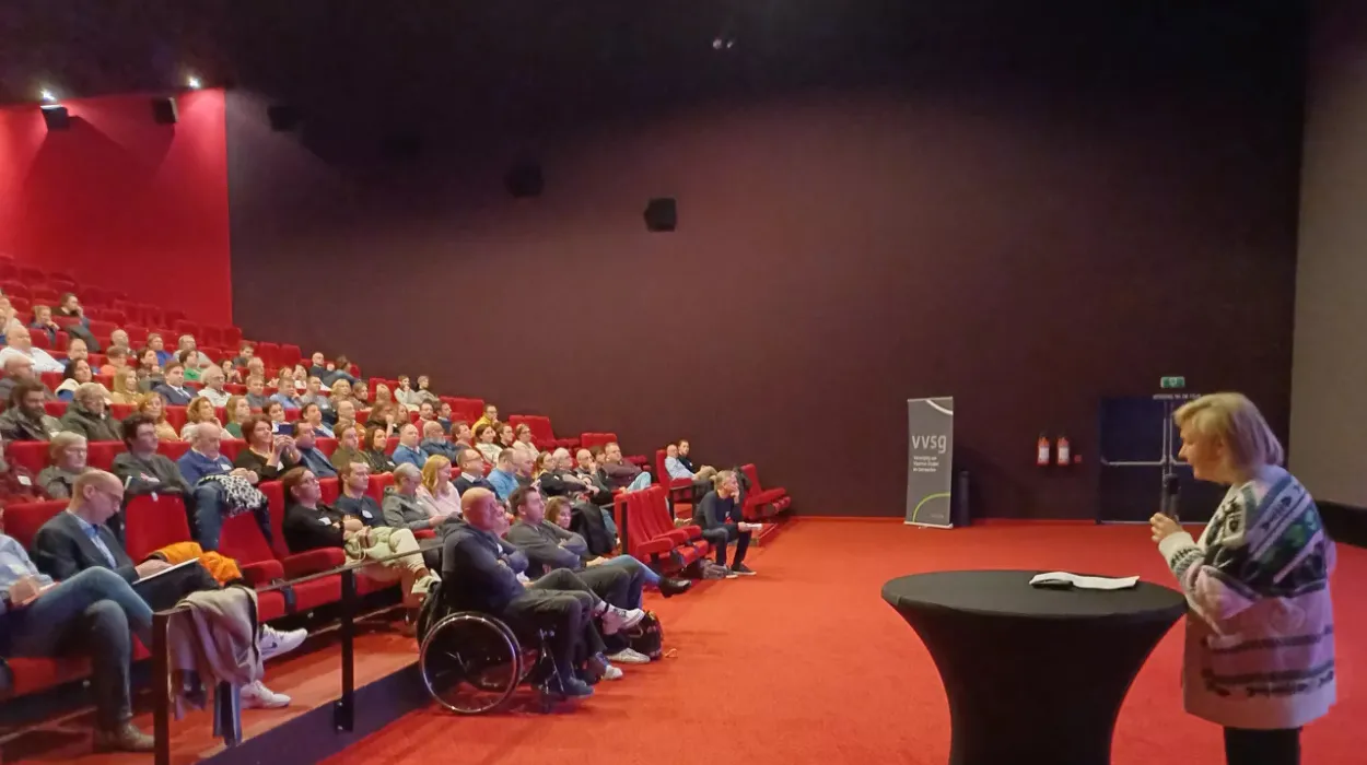 Roeselare Gears Up for New Local Governments with Councilor Training Sessions
