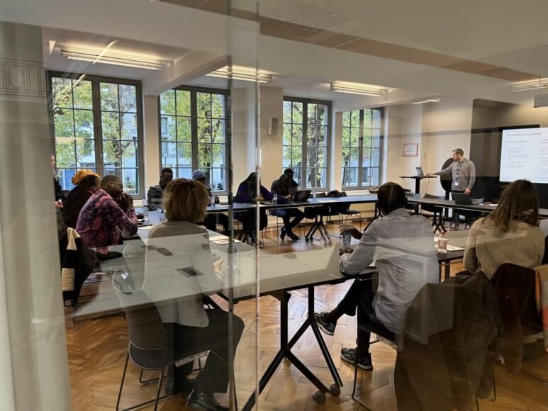 Sub-Saharan African Journalists Tour the European Newsroom