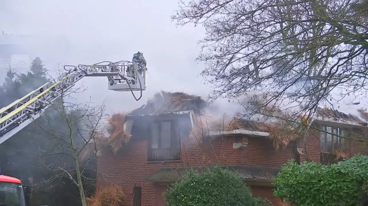 Thatched Roof House on Jockeystraat in Ghent Destroyed by Fire; Roof Collapses