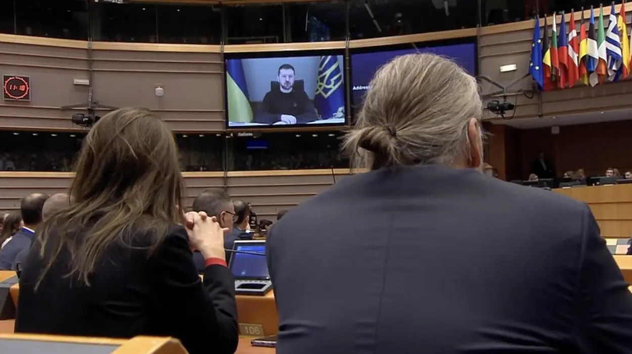 Volodymyr Zelenskyy Urges Continued EU Support on 1,000th Day of Conflict