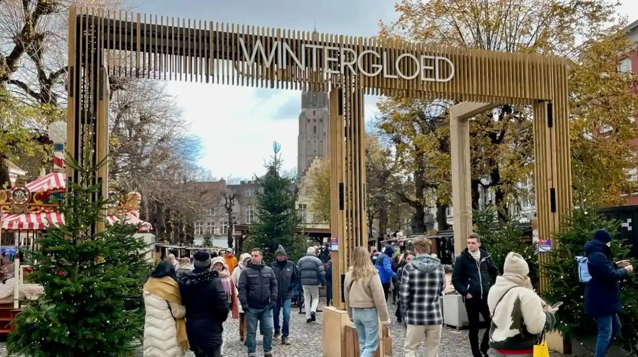 Wintergloed Festival in Bruges: Drawing Visitors from November 22 to January 5