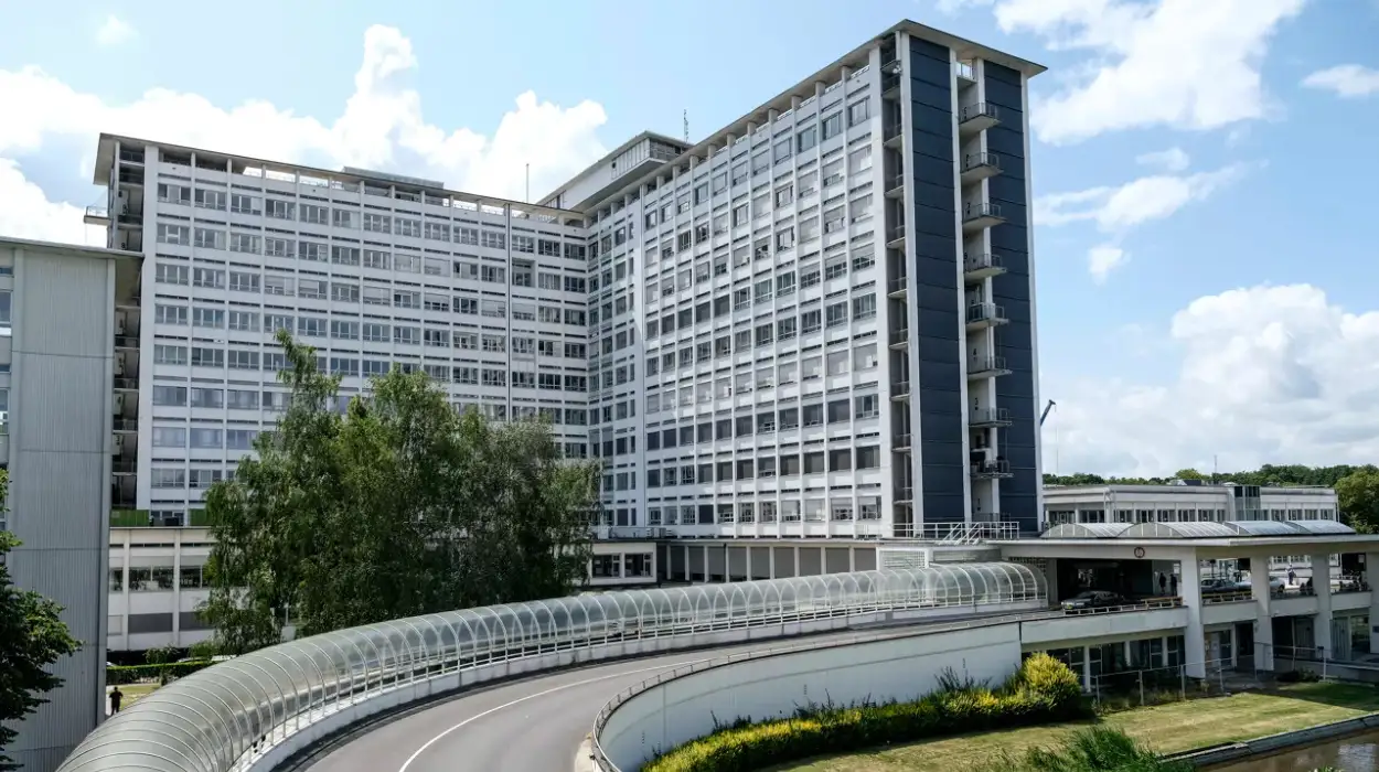 1-Month-Old Infant Passes Away at ZAS Middelheim Hospital in Antwerp