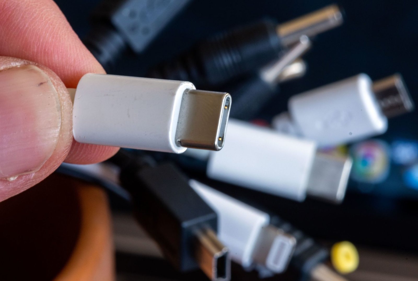 A Universal Charger for Electronic Devices is Now Being Implemented in the Union