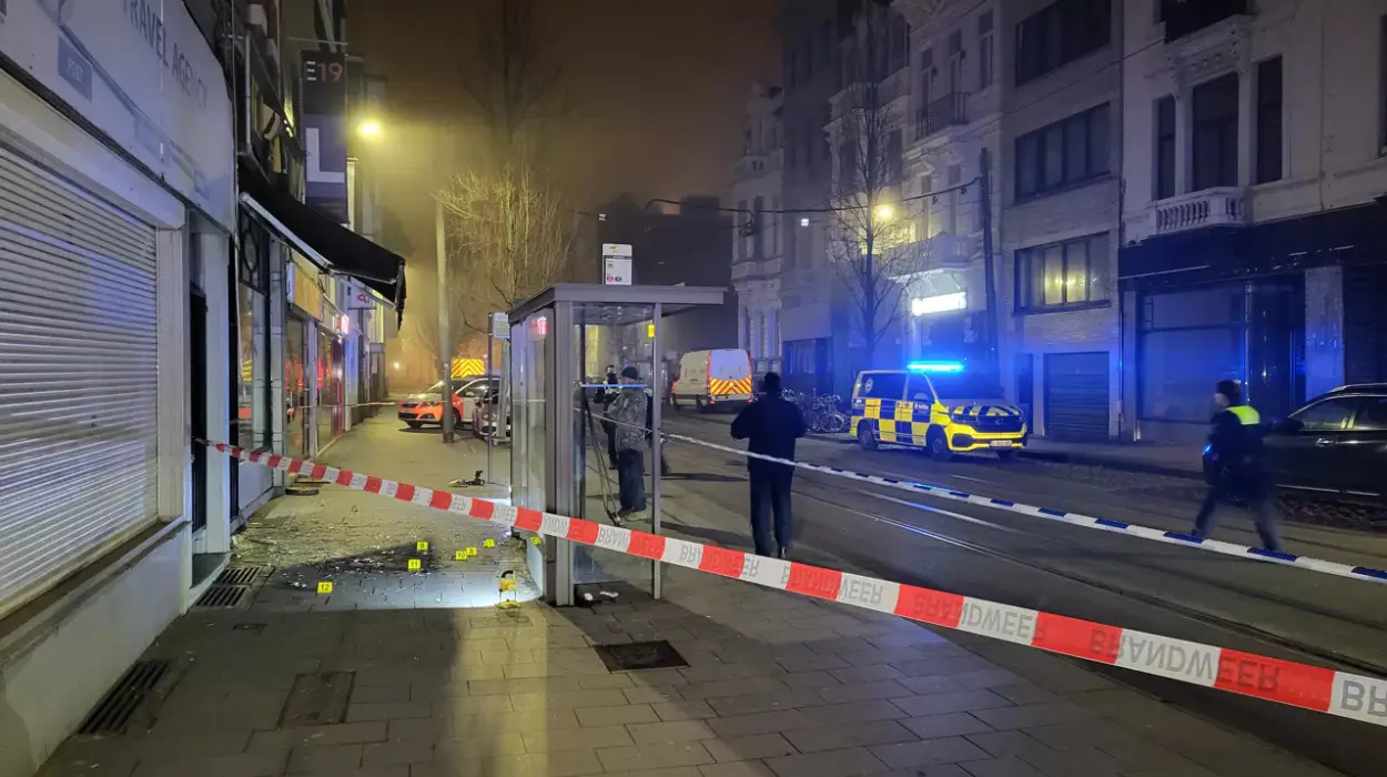Blast Erupts Near Hair Salon in Antwerp