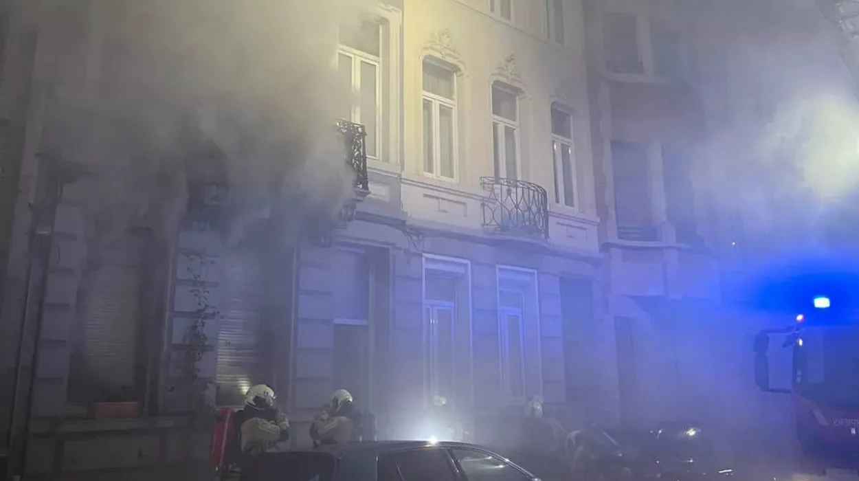 Brussels Fire Forces Residents to Evacuate as Ground Floor Duplex Sustains Damage