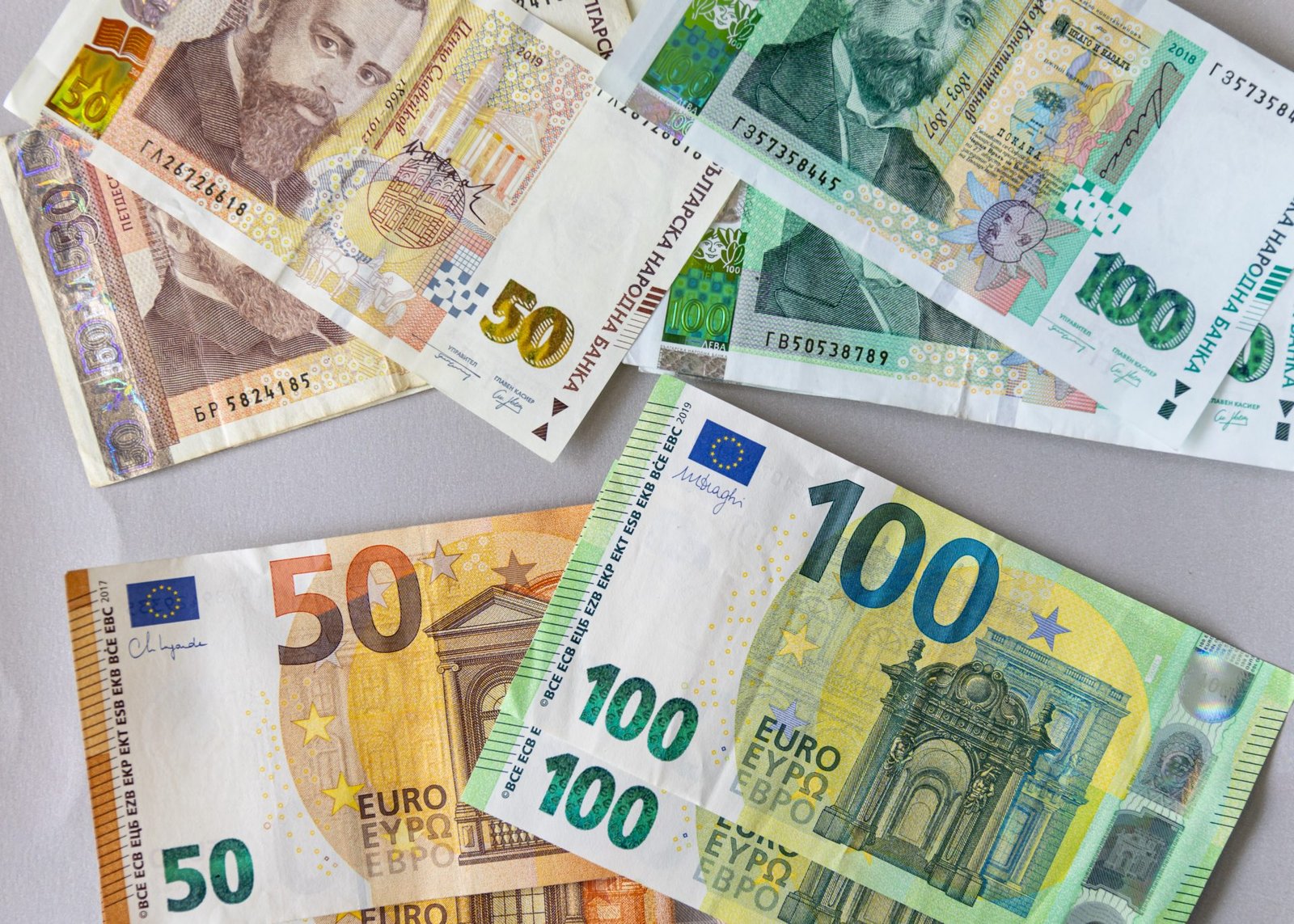 Bulgaria’s Retail Sales Rise for Ninth Straight Month as Production Prices Decline