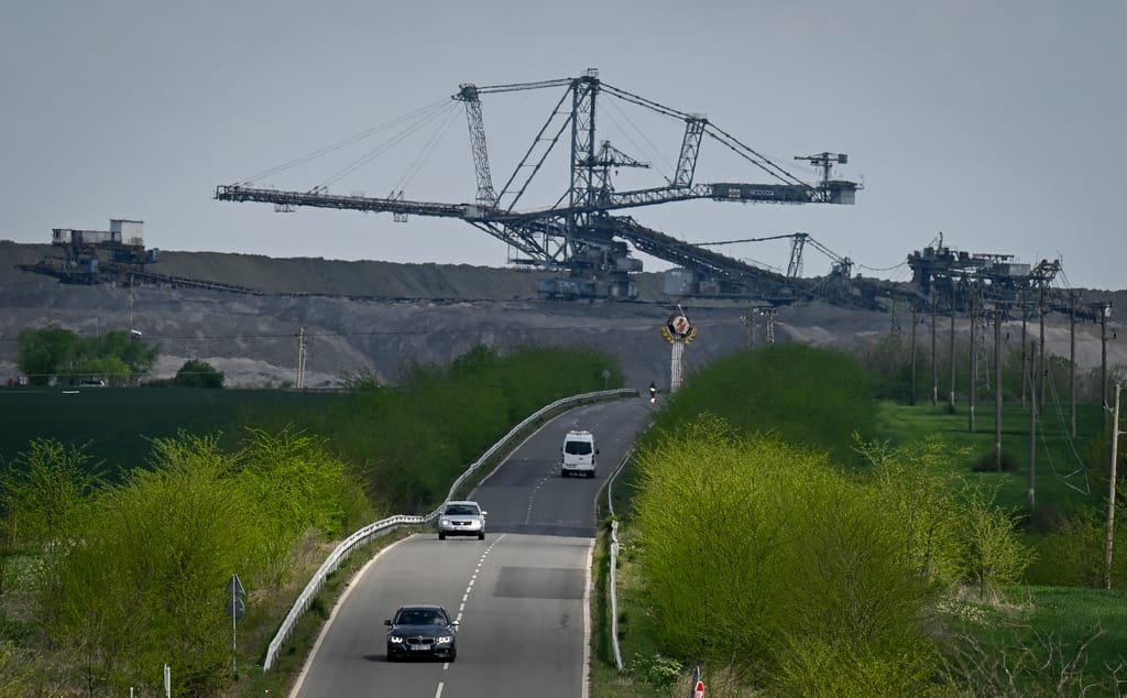 Changing Green Rules Won’t Benefit Industry, Says EU Climate Chief