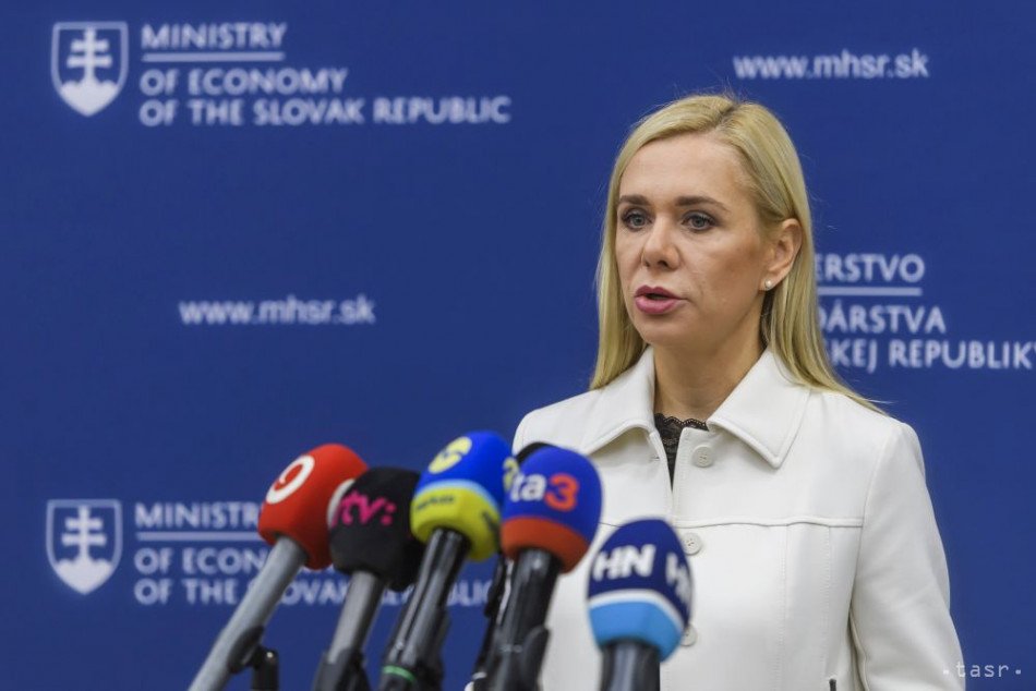 EU Approves Six-Month Extension for Slovakia to Export Russian Oil Products to Czech Republic