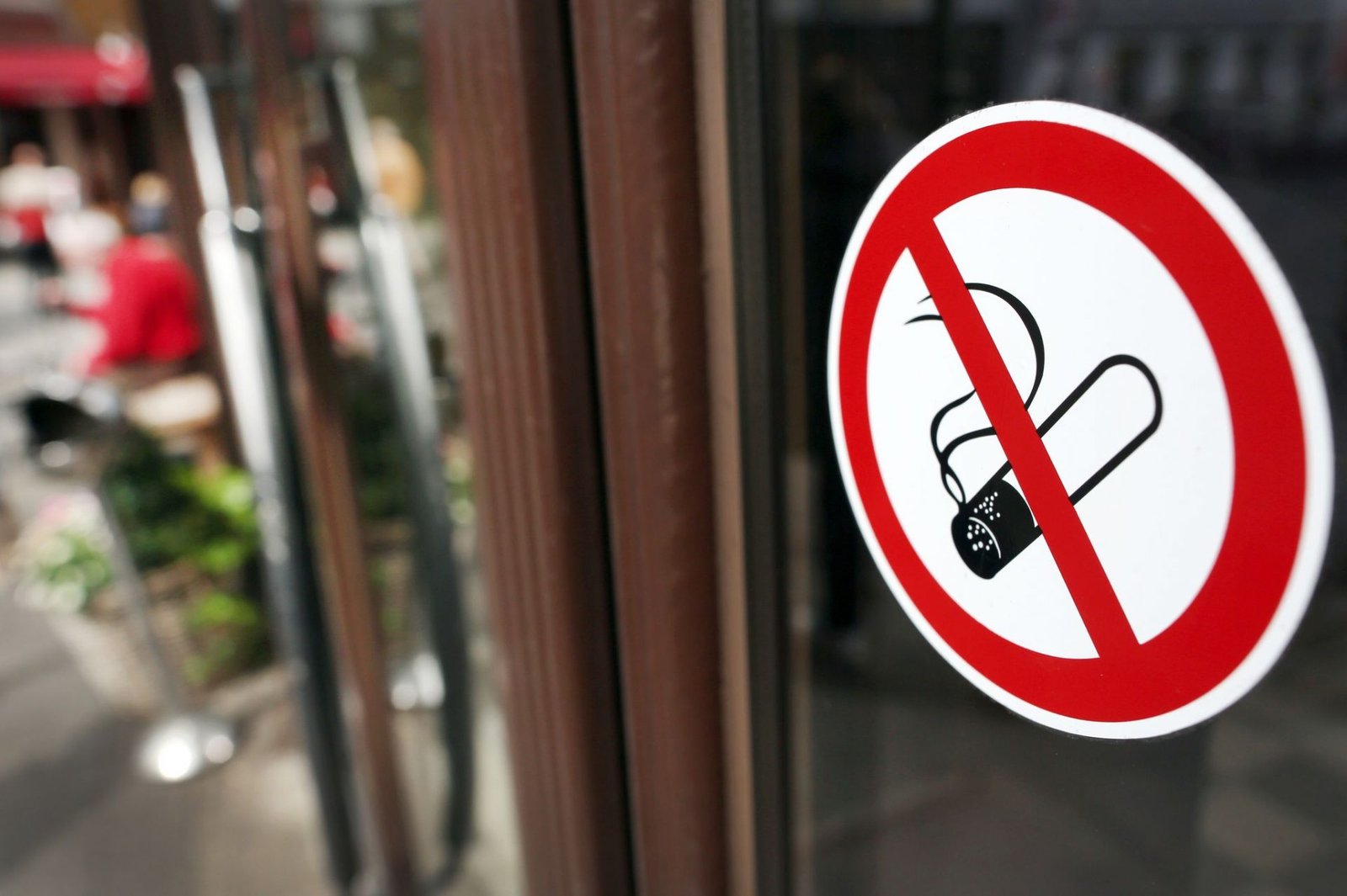 EU Council Advocates for Smoke-Free Outdoor Spaces