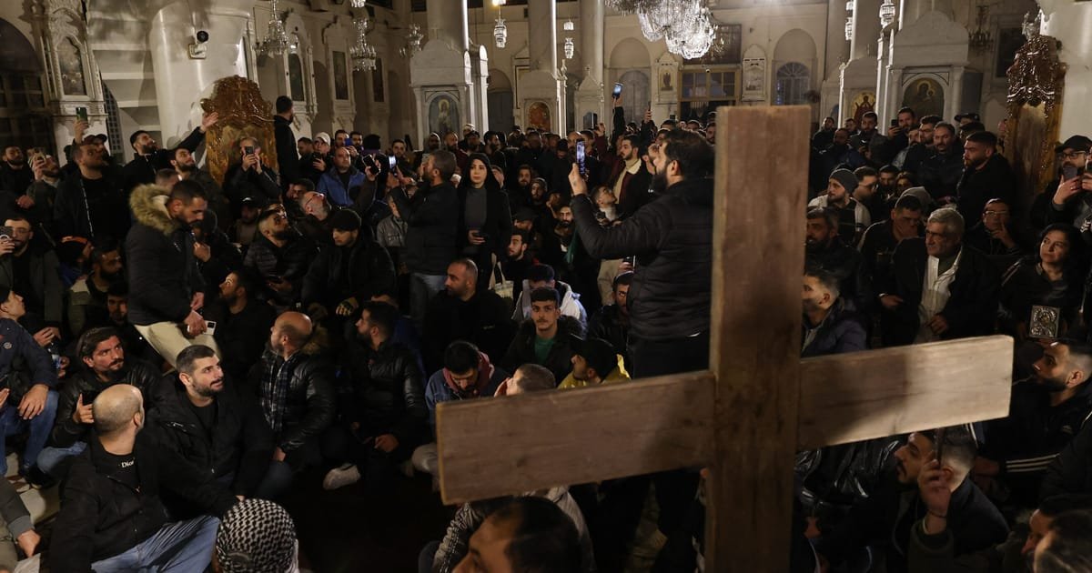 Hundreds Rally in Syria Following Christmas Tree Arson