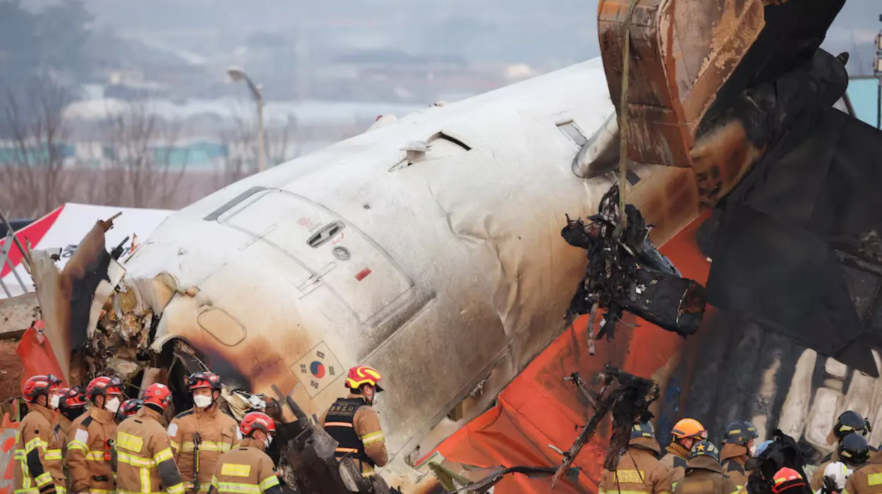 Jeju Air Tragedy Claims 176 Lives; CEO Kim E-bae Addresses Incident
