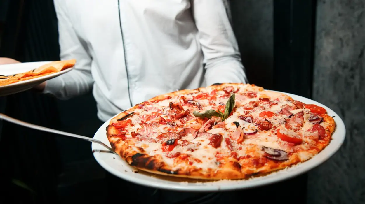 Lorenzo Pizza’s Alleged Support for Israel: Truth or Misconception?