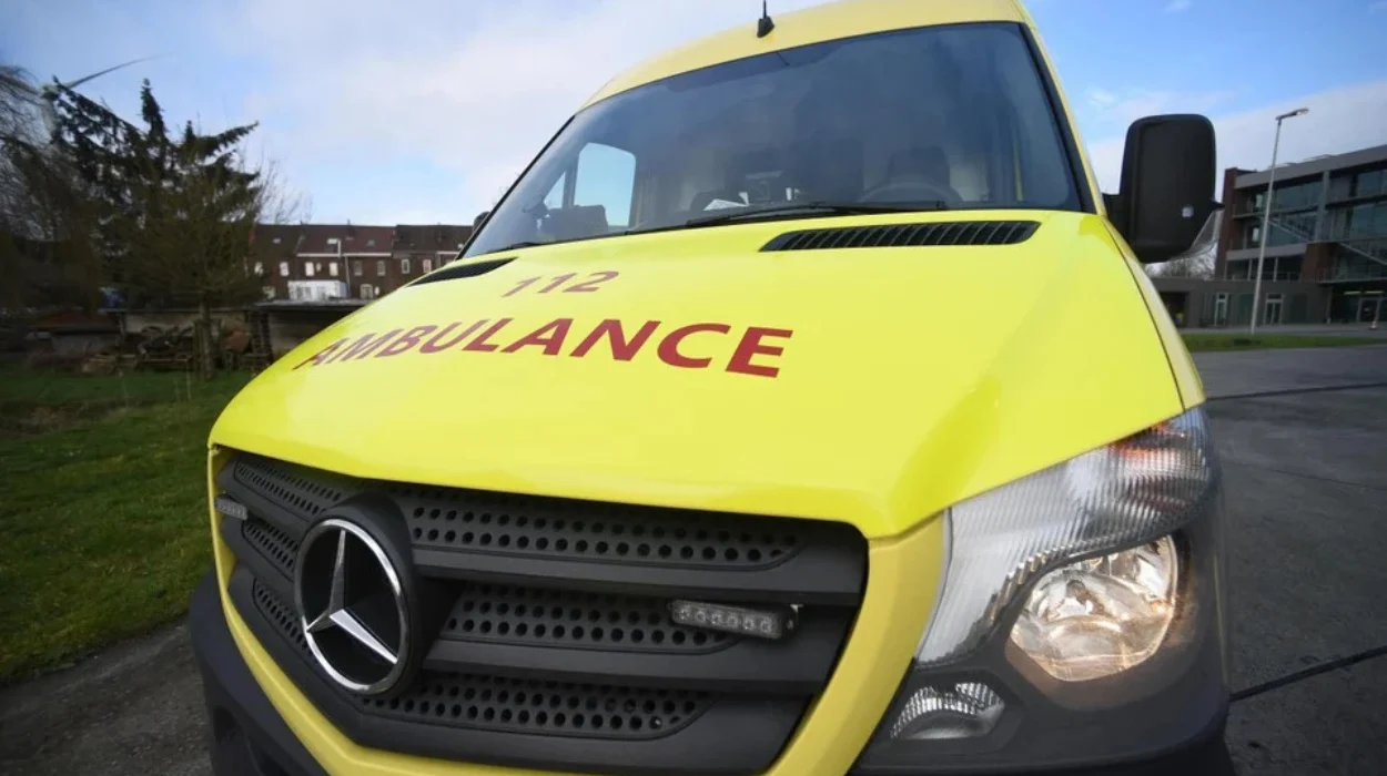 Mechelen Moped Accidents: Elderly Woman, 72, and Man, 70, Injured