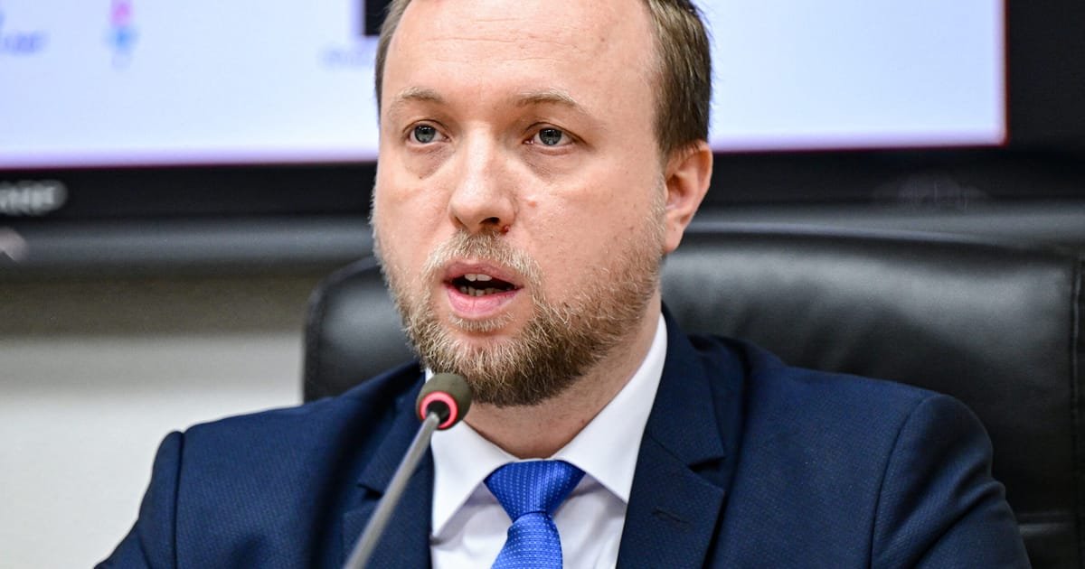 Moldovan Spy Chief Warns of Russian Interference in 2025 Parliamentary Elections