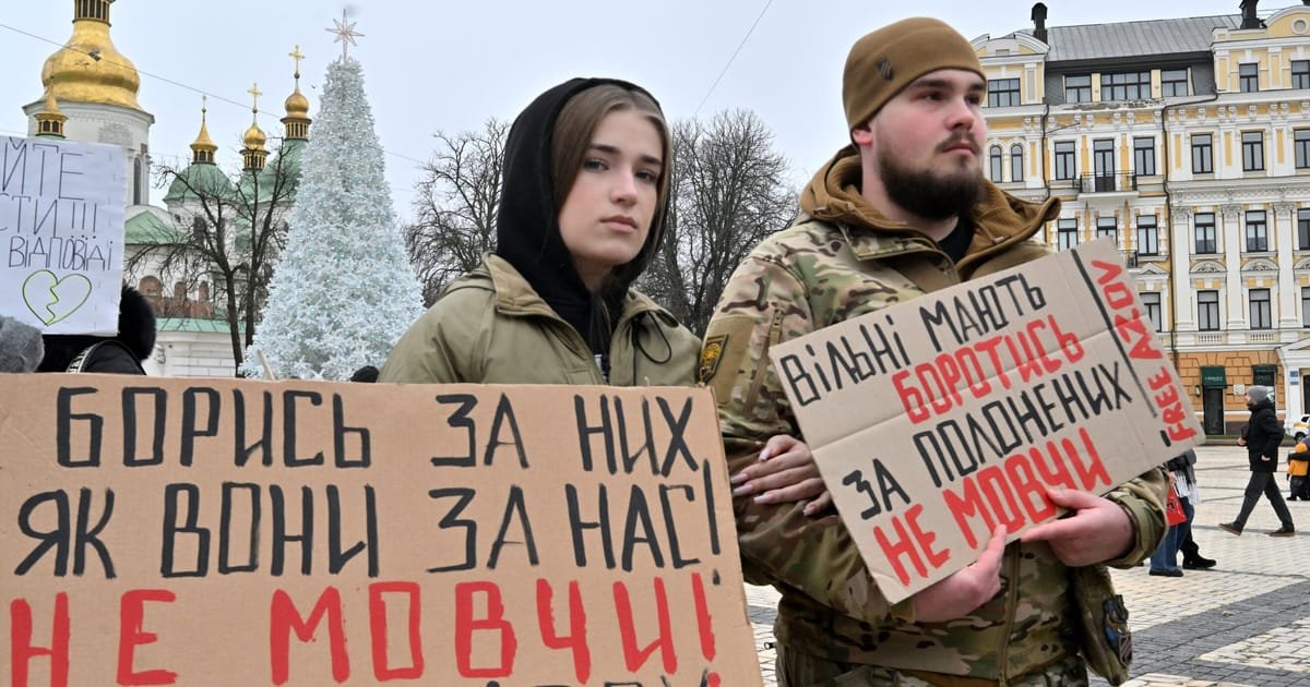 Moscow and Kyiv Conduct Major Prisoner Exchange