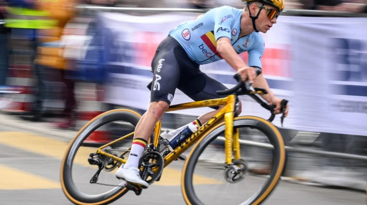 Remco Evenepoel Begins Extensive Recovery Following Hand, Rib, and Shoulder Blade Fractures