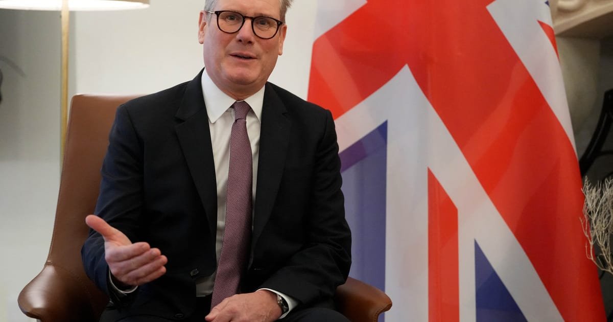 Starmer Prevails at PMQs by Challenging Badenoch on Migration