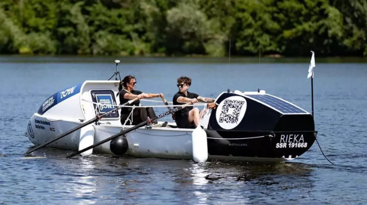 Suzanne Krekelberg and Son Bas of Bilzen Take on Atlantic Rowing Challenge