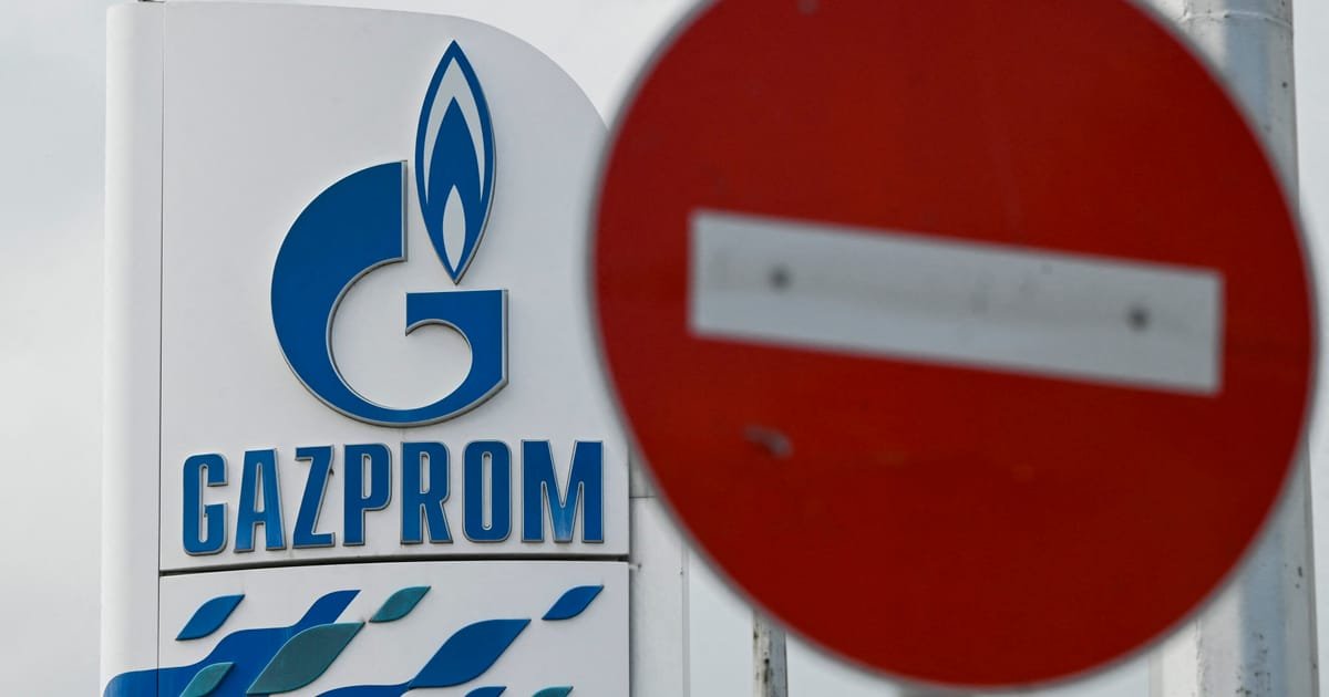 US Poised to Sanction Serbia’s Main Oil Company Due to Russian Ownership, Vučić Says