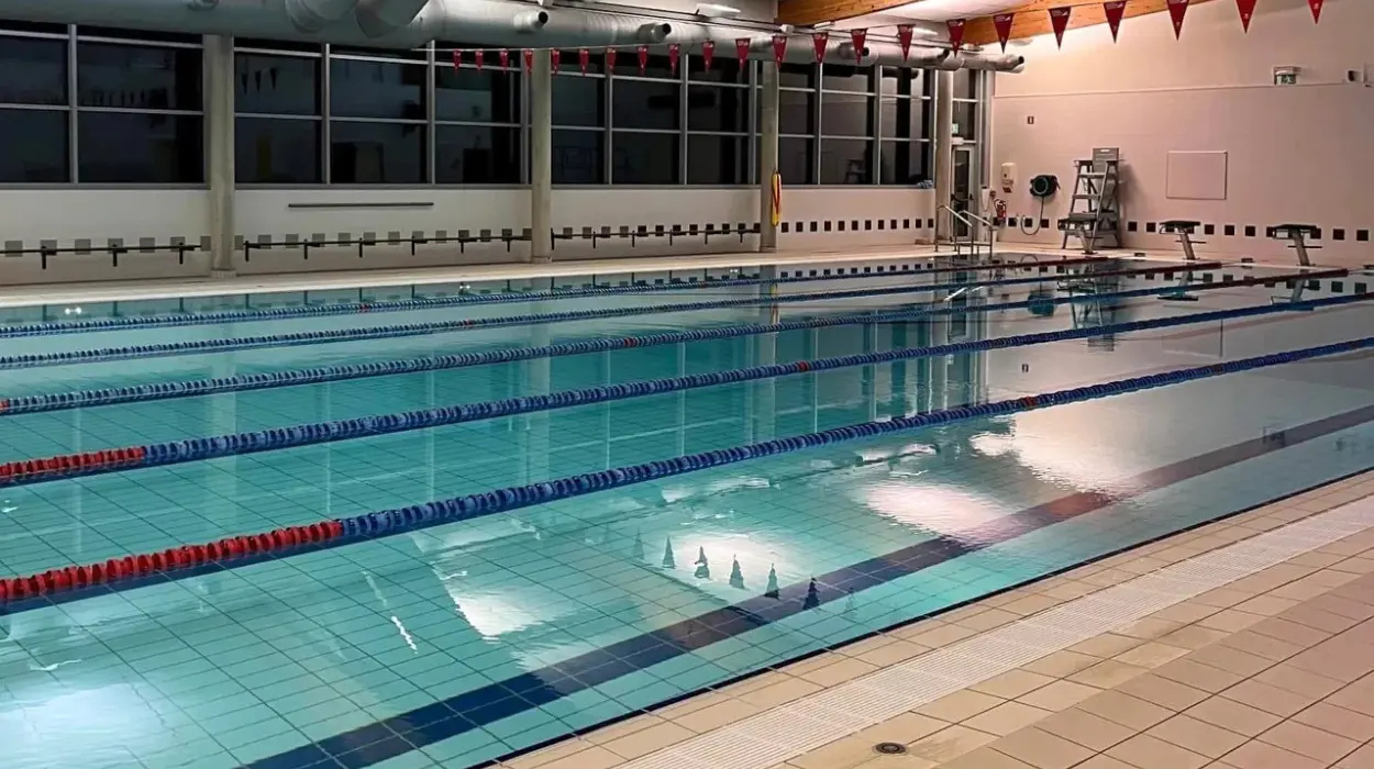 4 Swimmers Sickened by Strong Odor at Nieuwpoort Municipal Pool