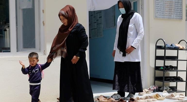 ‘Absolutely the Wrong Path,’ Türk Warns Against Afghanistan’s Ban on Women in NGOs