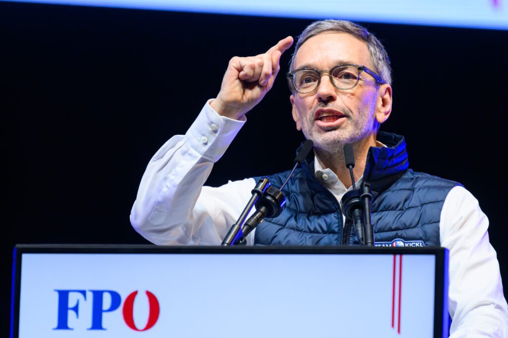 Austria’s Central Bank Chief: No Need to Fear the Far Right
