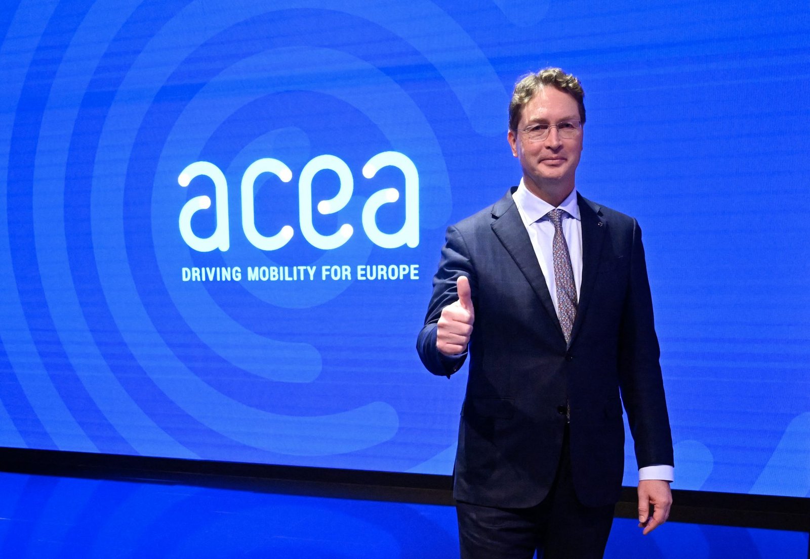 Automobile Industry: European Manufacturers Urge Prevention of Trade Conflict with the United States