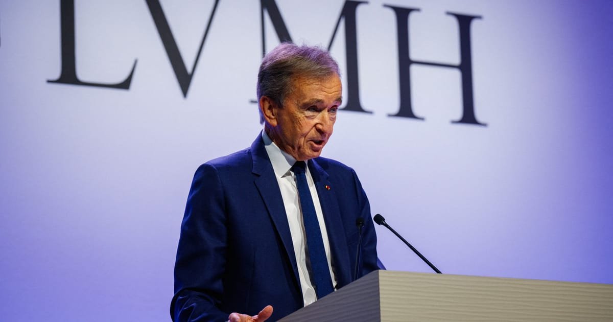 Bernard Arnault Criticizes French Tax Increases, Weighs Increased Investments in Trump’s US