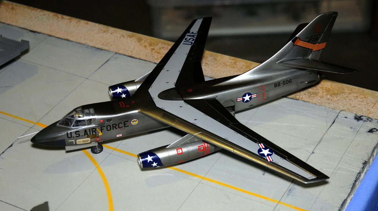 Douglas B-66 Destroyer: Cold War Era Medium Bomber