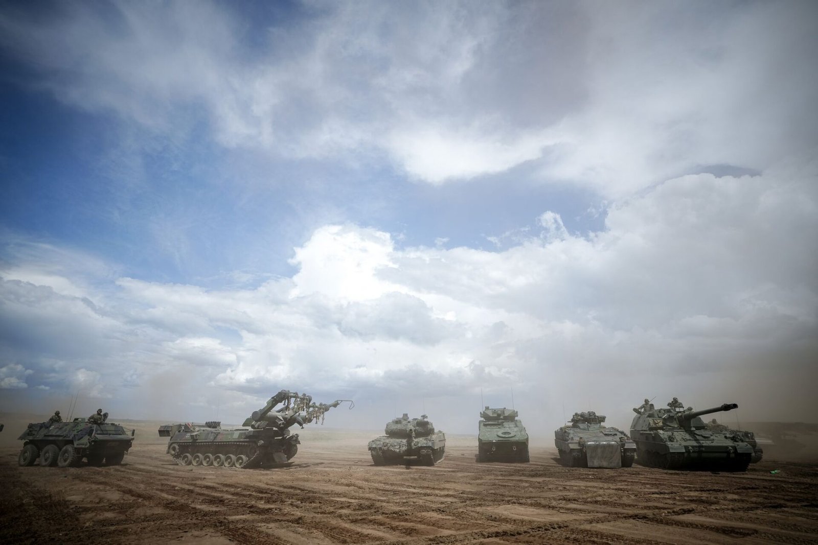 EU Leaders Convene for Defense Meeting in Belgian Castle