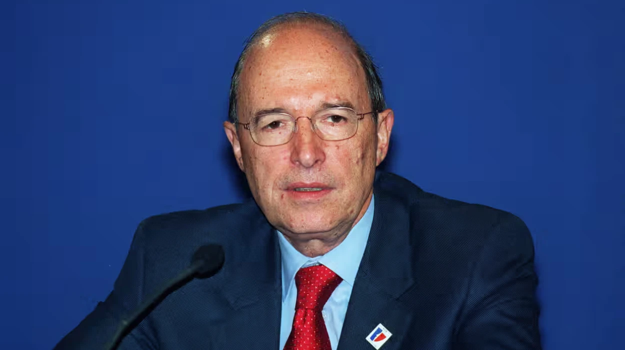 EU President Roberta Metsola Pays Tribute to Late Greek Former PM Costas Simitis