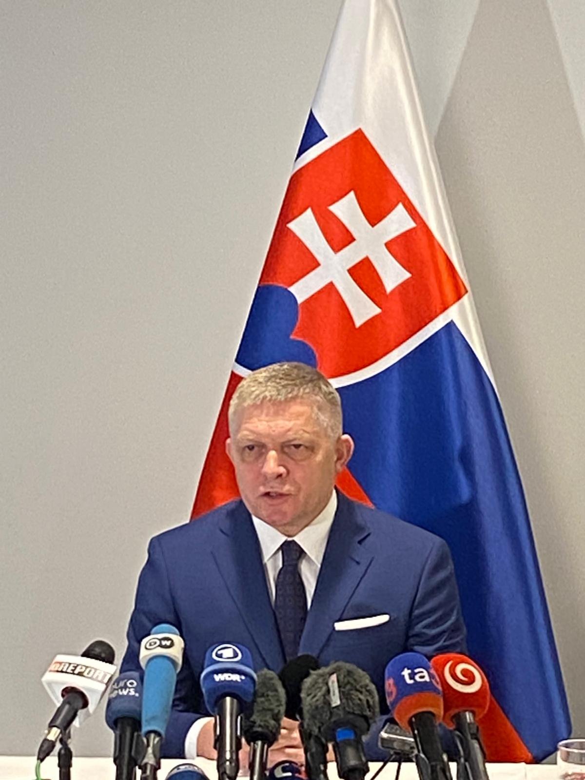 Fico: Slovakia Could Halt Humanitarian and Energy Assistance to Ukraine in Brussels