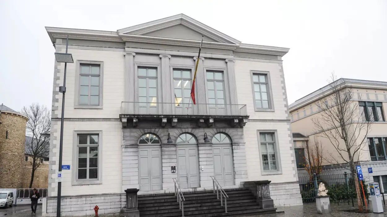 Genk Resident Receives 13-Year Sentence for Violent Assault