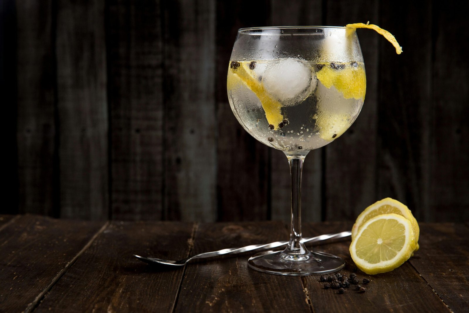 Hormone Linked to Women’s Tendency to Drink Alcohol Without Moderation