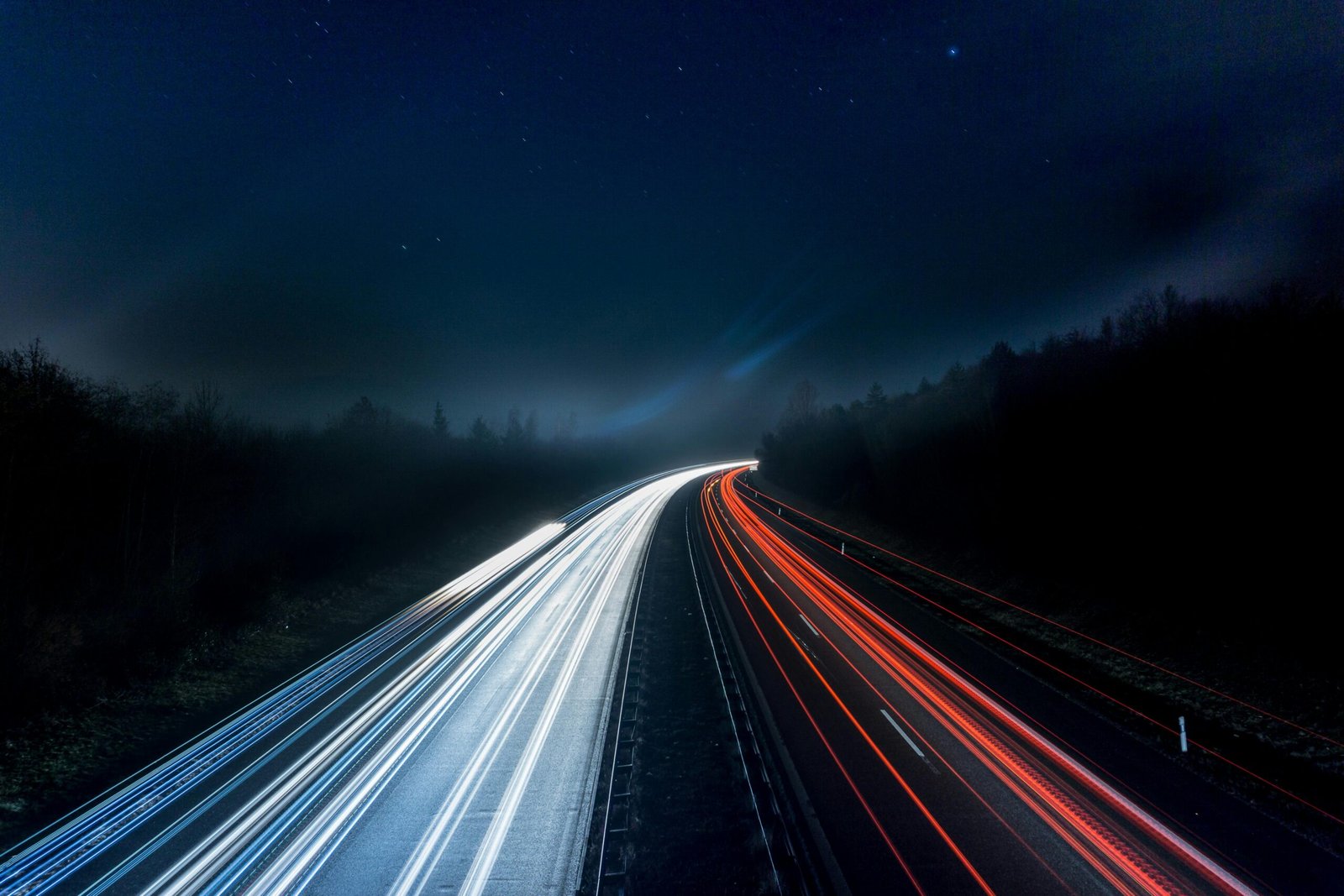 How Fast Does the Human Mind Process Thoughts?