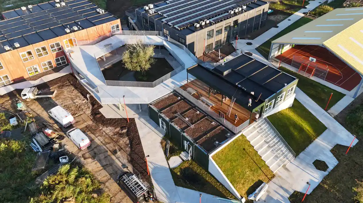 LAB Sint-Niklaas Expands to Third Grade with €2.5M in Funding