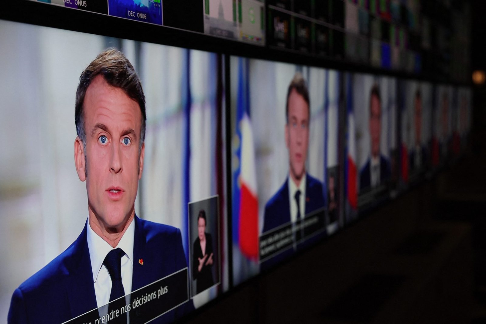 Macron Urges Europeans to Reject Dependence on Others