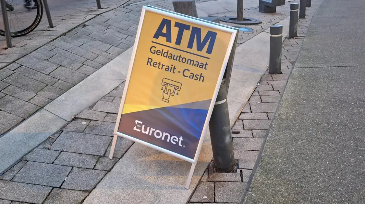 Min Mobiel’s Private ATMs Strive to Enhance Cash Access in Hasselt