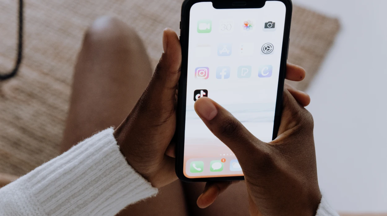 Trump Revives TikTok, Proposes 50% U.S. Ownership Stake in the Platform