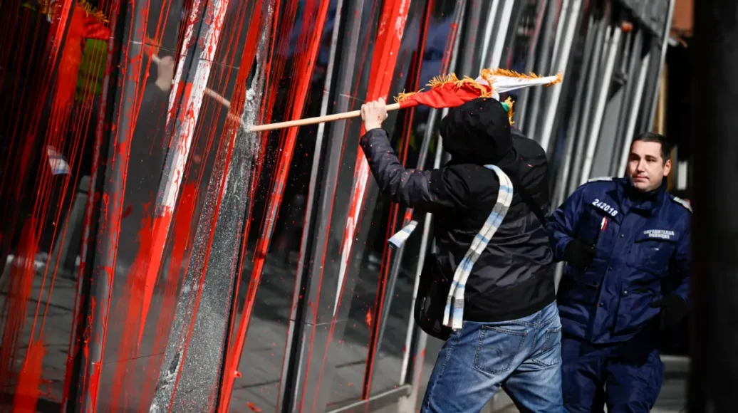 Bulgarian Protesters Storm EU Mission to Oppose Euro Adoption