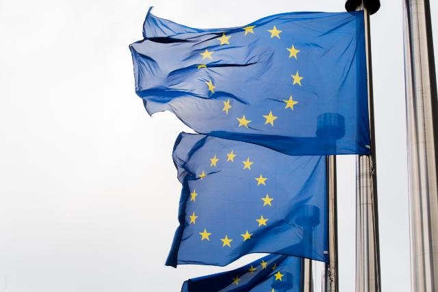 Commission: EU to Respond ‘Swiftly and Strongly’ to US’s ‘Unjustified’ Tariffs