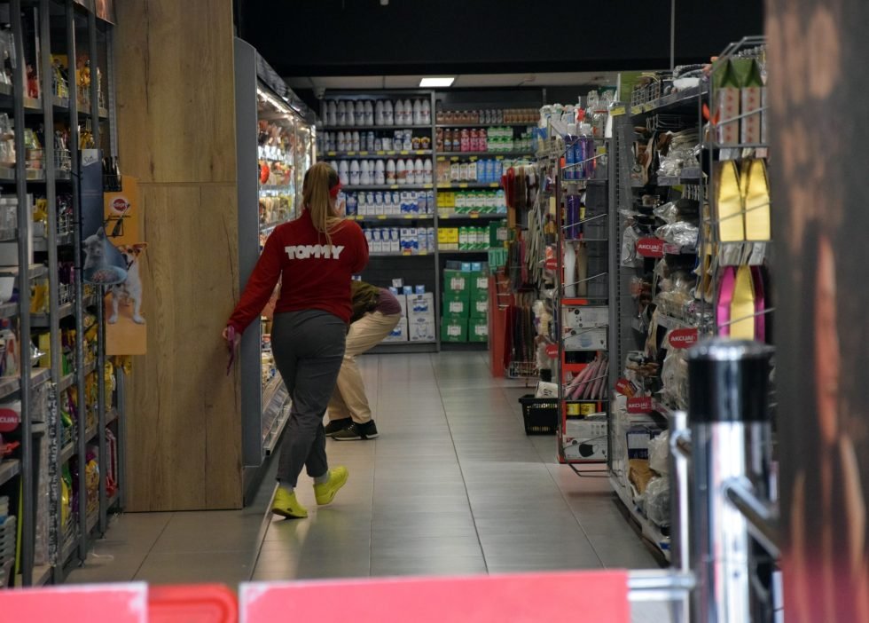 ENR: Cost of Living Crisis Drives Western Balkans Consumers to Boycott Supermarkets