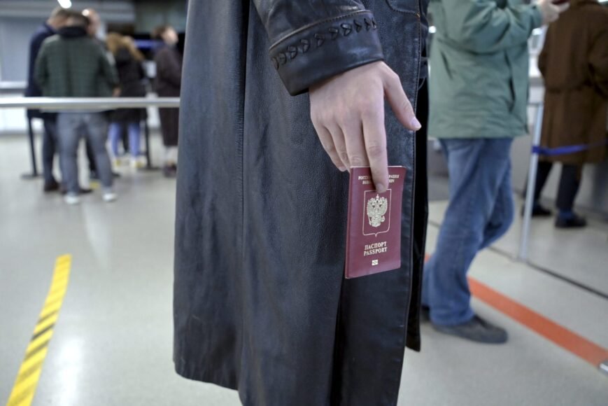 European Commission Voices Concerns Over Biometric System for Travelers